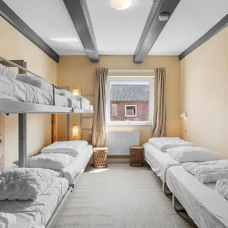 בית נופש 6 Bedroom Gorgeous In Tranekær